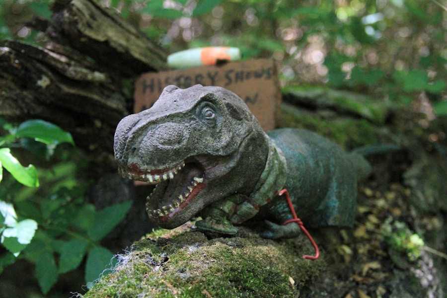 Photo "Antique Godzilla Toy Authentication: Spotting Reproductions vs Originals"