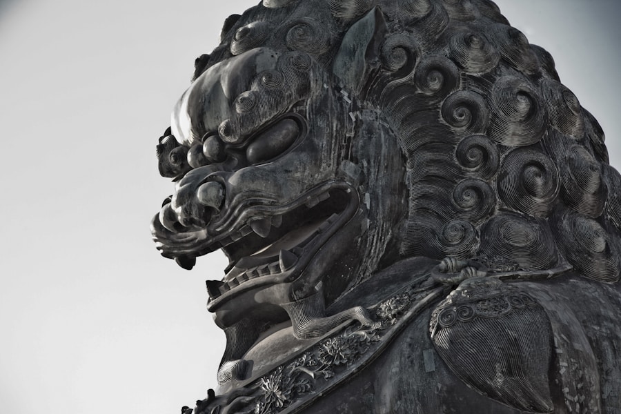 Photo "why godzilla vs king kong became a symbol of east vs west"