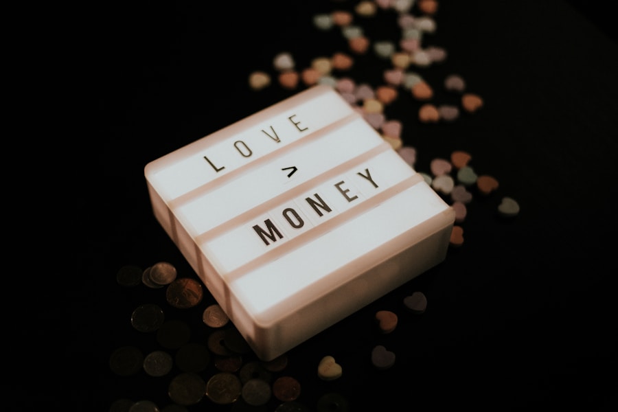 Photo "How financial stress impacts romantic relationships"