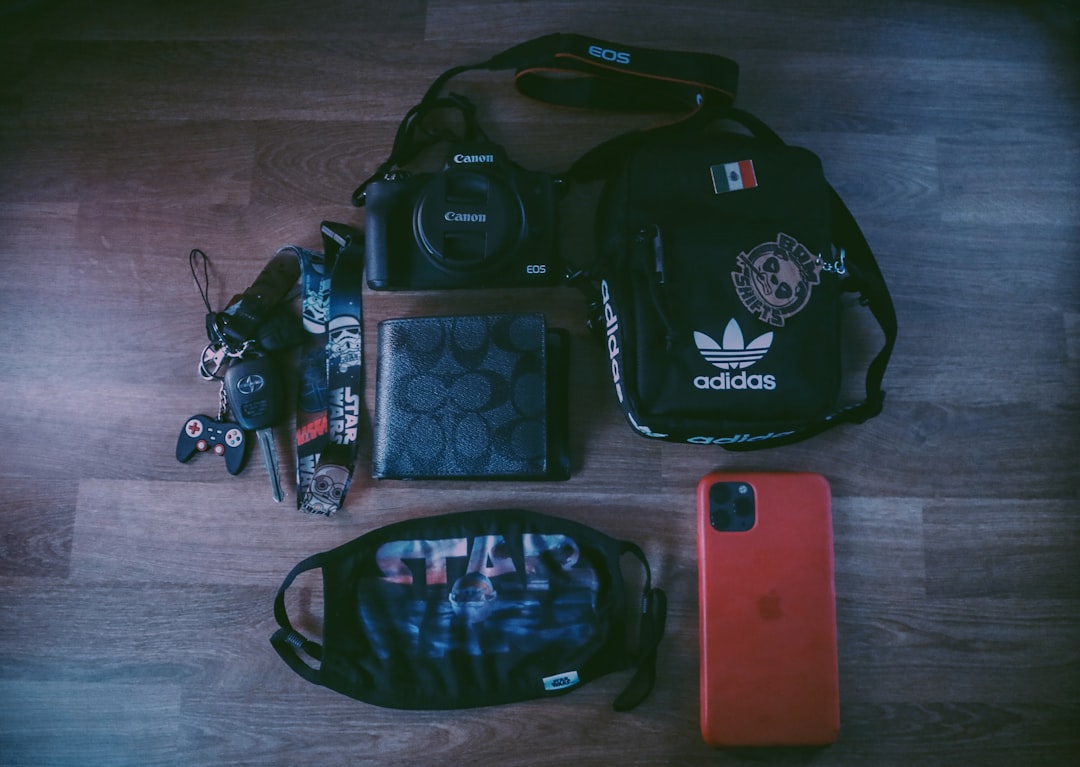 Photo godzilla backpack